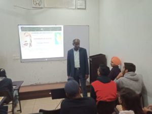 Dr. C. Baskar delivering lecture to students